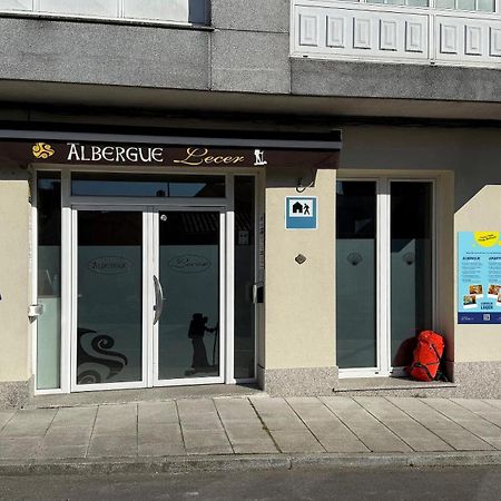 Albergue Lecer Sobrado Porta ภายนอก รูปภาพ