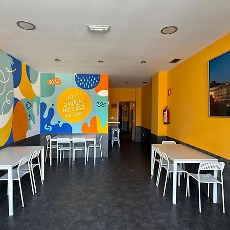 Albergue Lecer Sobrado Porta ภายนอก รูปภาพ